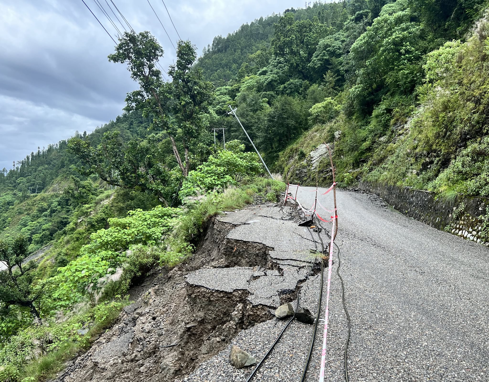 चाईनाबगरमा मध्यपहाडी भासिदा बढ्यो जोखिम
