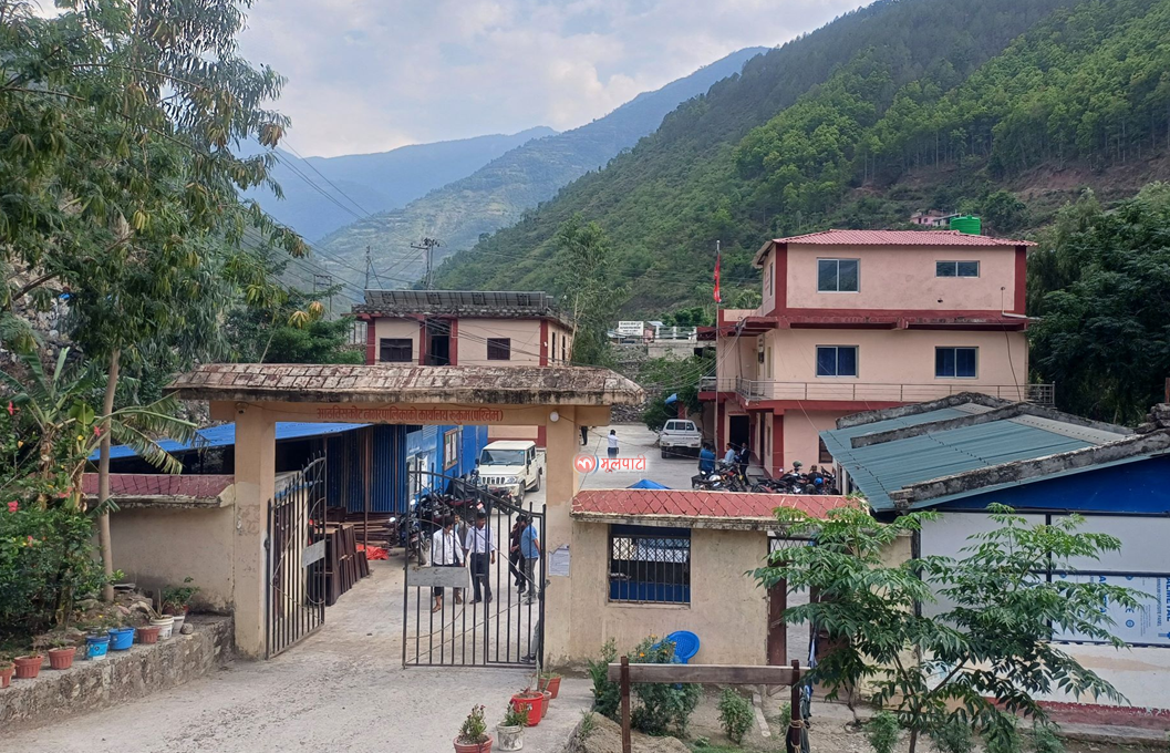 आफैले अनुमति दिएको सहकारीमा आठबिसकोटको एक करोड ७२ लाख चुर्लुम्म !