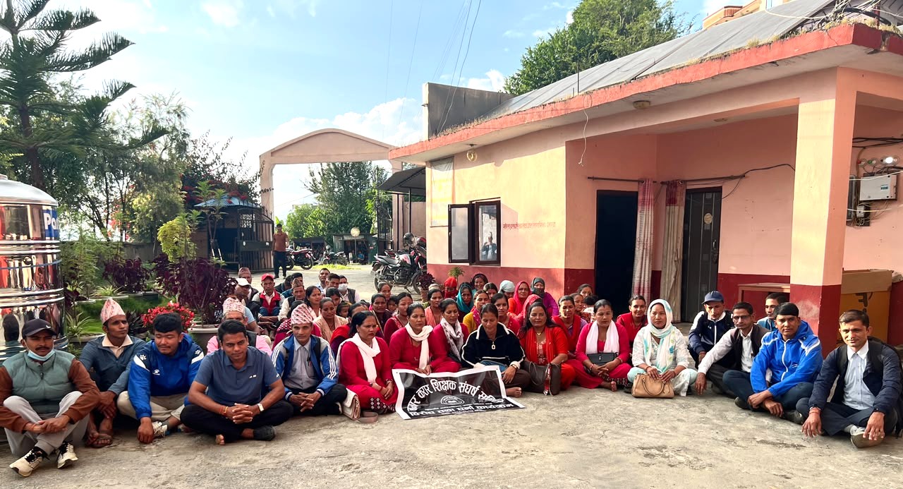 मुसिकोटका नगर करार शिक्षकले सात महिनादेखि तलब पाएनन्