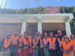 माओवादी केन्द्र आठविसकोटद्वारा  सात सय स्वयम् सेवक परिचालन 
