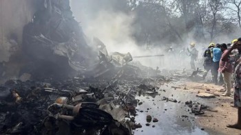 २४२ जना यात्रु चढेको भारतीय विमान दुर्घटना (यात्रुकाे सूची)