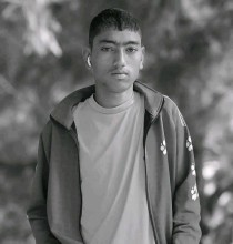 ग्रिनकार्ड पाएको एक हप्ता भएको थियो, गाडीको ठक्करले अमेरिकामा एक रुकुमेलीको ज्यानै लियो