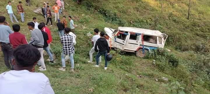 सल्यानमा जीप दुर्घटना हुँदा दुई जनाकाे मृत्यु