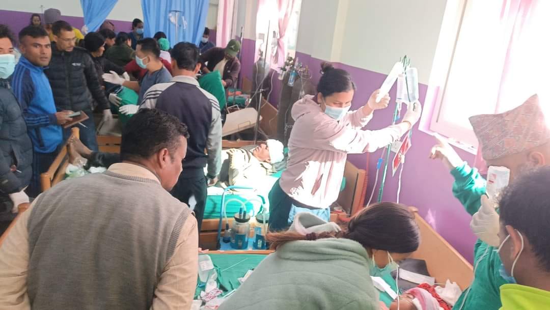 चौरजहारीमा जिप दुर्घटनामा परेका दुई जनाको मृत्यु, १९ जना घाईते (पुरा विवरण)
