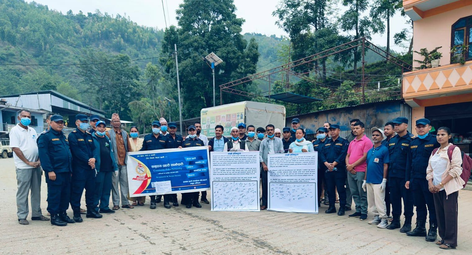 चौरजहारीमा फोहोर नफाल्ने प्रतिबद्धता