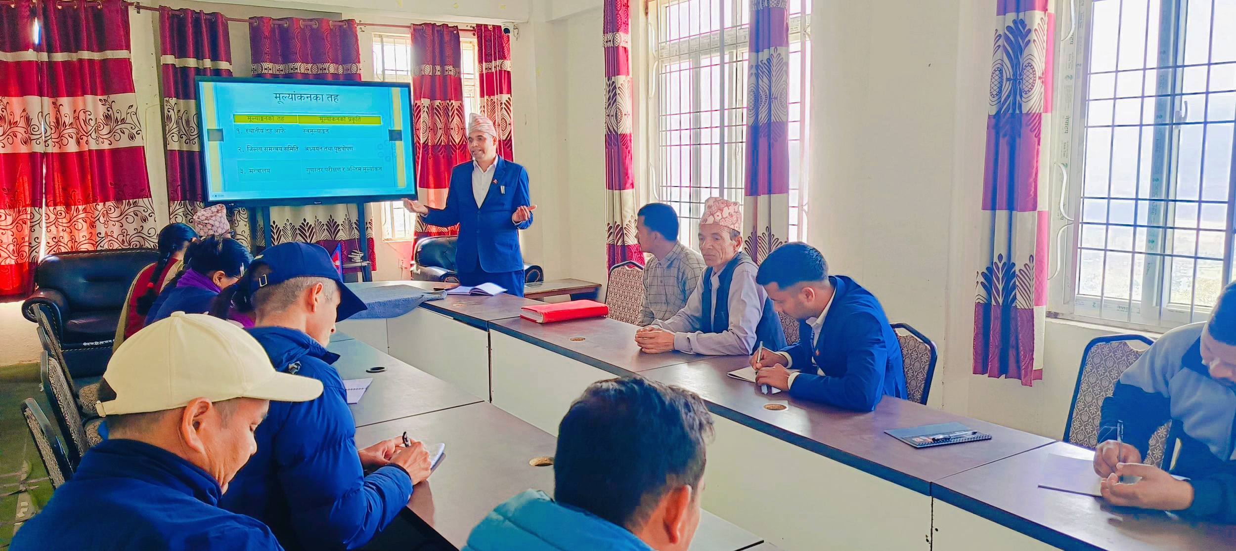 चौरजहारीमा कार्यसम्पादन मूल्याङकन सम्बन्धी तालिम