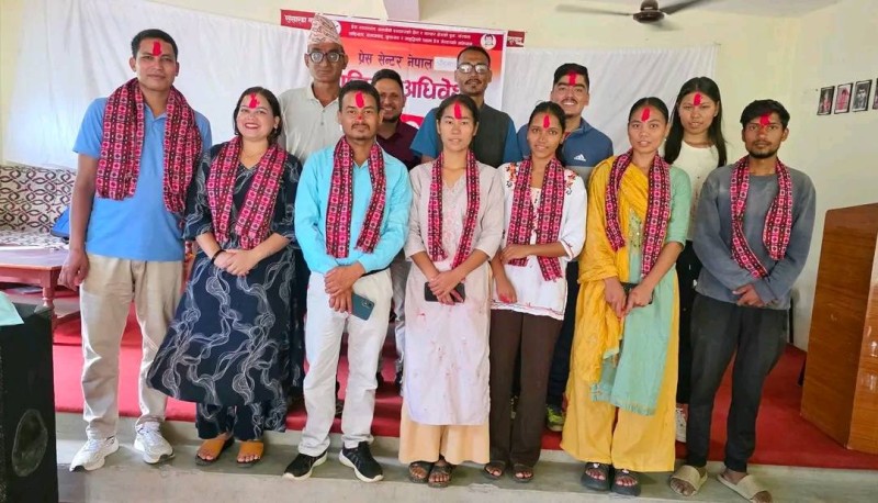 प्रेस सेन्टर चौरजहारीको अध्यक्षमा राजेन्द्र चयन