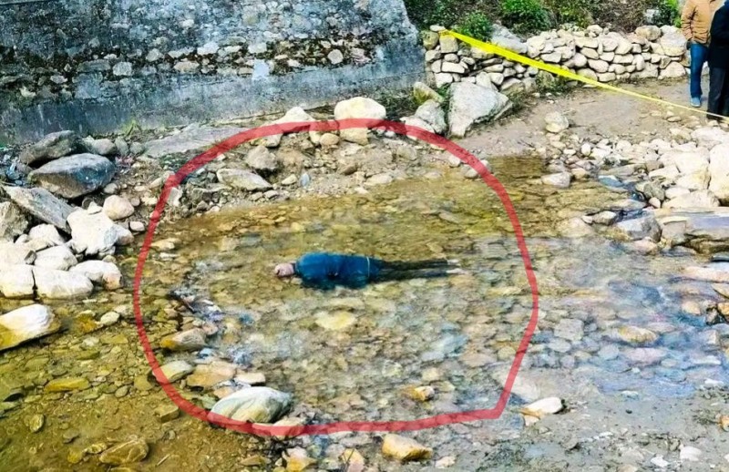 सिम्रुतु खोलामा एक पुरुषको शव फेला