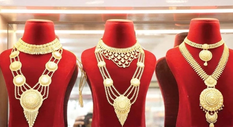 एक तोला सुनको मूल्य तीन लाख एक हजारभन्दा माथि