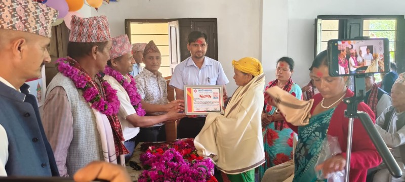 क्याम्पस स्थापना दिवसको अवसरमा जग्गादाता र संस्थापकलाई सम्मान