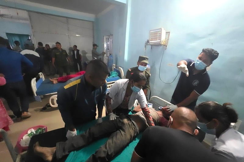 आठबिसकोटमा जीप दुर्घटना हुँदा १३ जना घाईते, तीन जनाको अवस्था गम्भिर