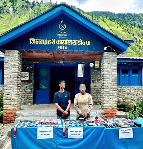 यार्सागुम्बा, नगद र गरगहना चोरी आरोपमा रुकुमका दुई युवा डोल्पामा पक्राउ