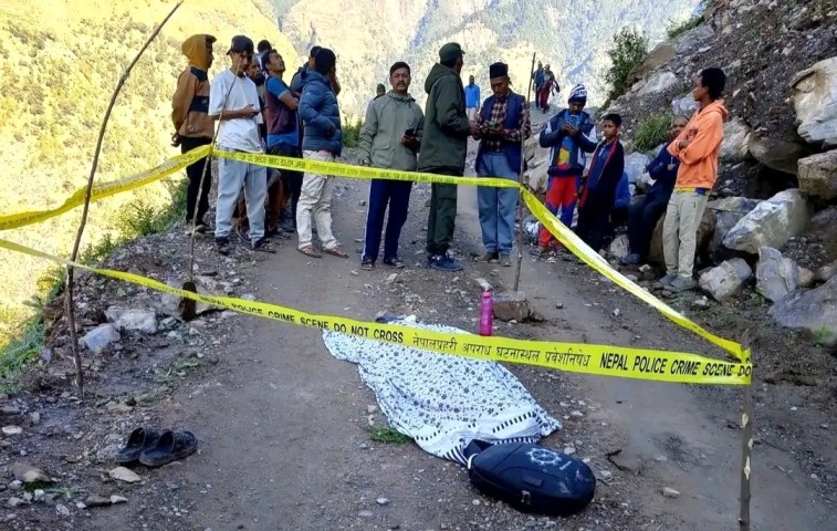 रुकुम पश्चिममा इन्टरनेटको तार जोड्ने बेला करेन्ट लागेर युवाको मृत्यु