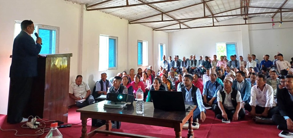 आठबिसकोटमा शैक्षिक गुणस्तर सुधारका लागि क्षमता विकास गरिदै