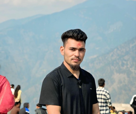 जन्मदिनको अवसरमा बिरामीलाई फलफूल वितरण