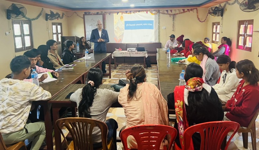 चौरजहारीका २० युवालाई व्यक्तित्व विकास तालिम 