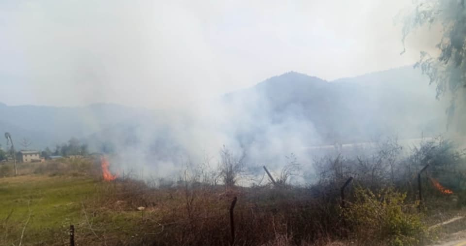 चौरजहारी विमानस्थलमा आगलागी (भिडियोसहित)