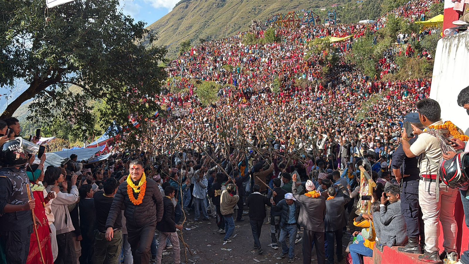 Digre-mela-Rukum-(2)-1762356506.jpg