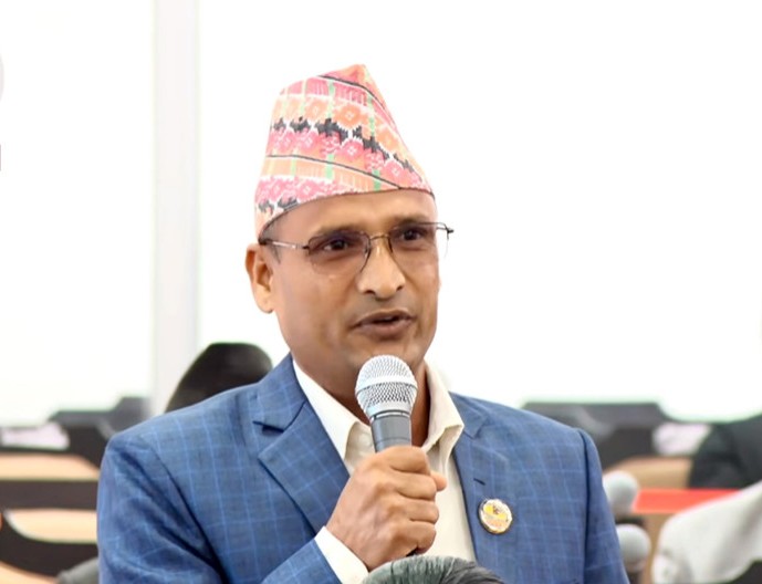 संसद्‍मा गोपाल शर्माको प्रश्न : हाम्रो प्रधानमन्त्री कहाँ हुनुहुन्छ ?