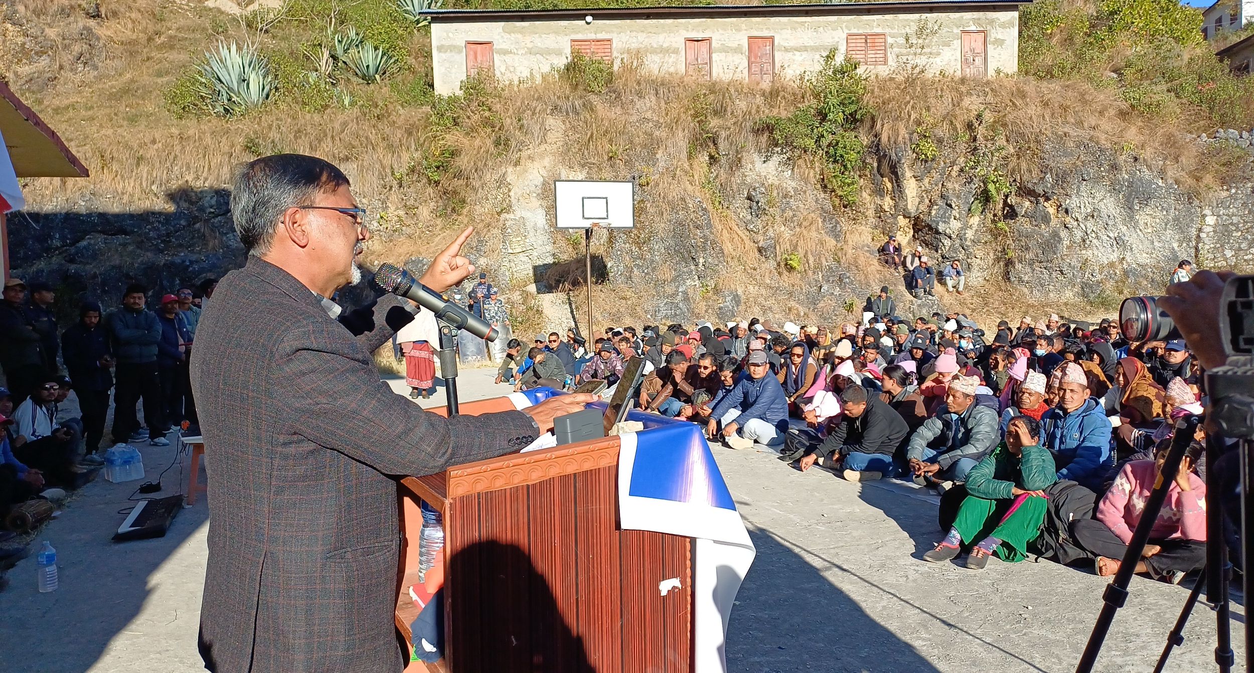 जनार्दन जनताकै साथमा छ, कसैलाई धोका दिएको छैन : जनार्दन शर्मा