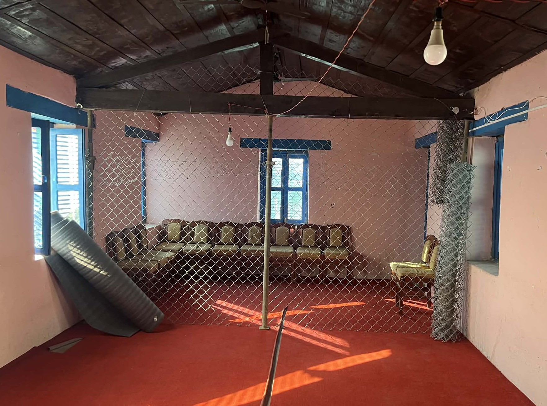 तारजाली र सिसिक्यामेरा सहित मतगणनास्थल तयार (हेर्नुहोस् भिडियो)