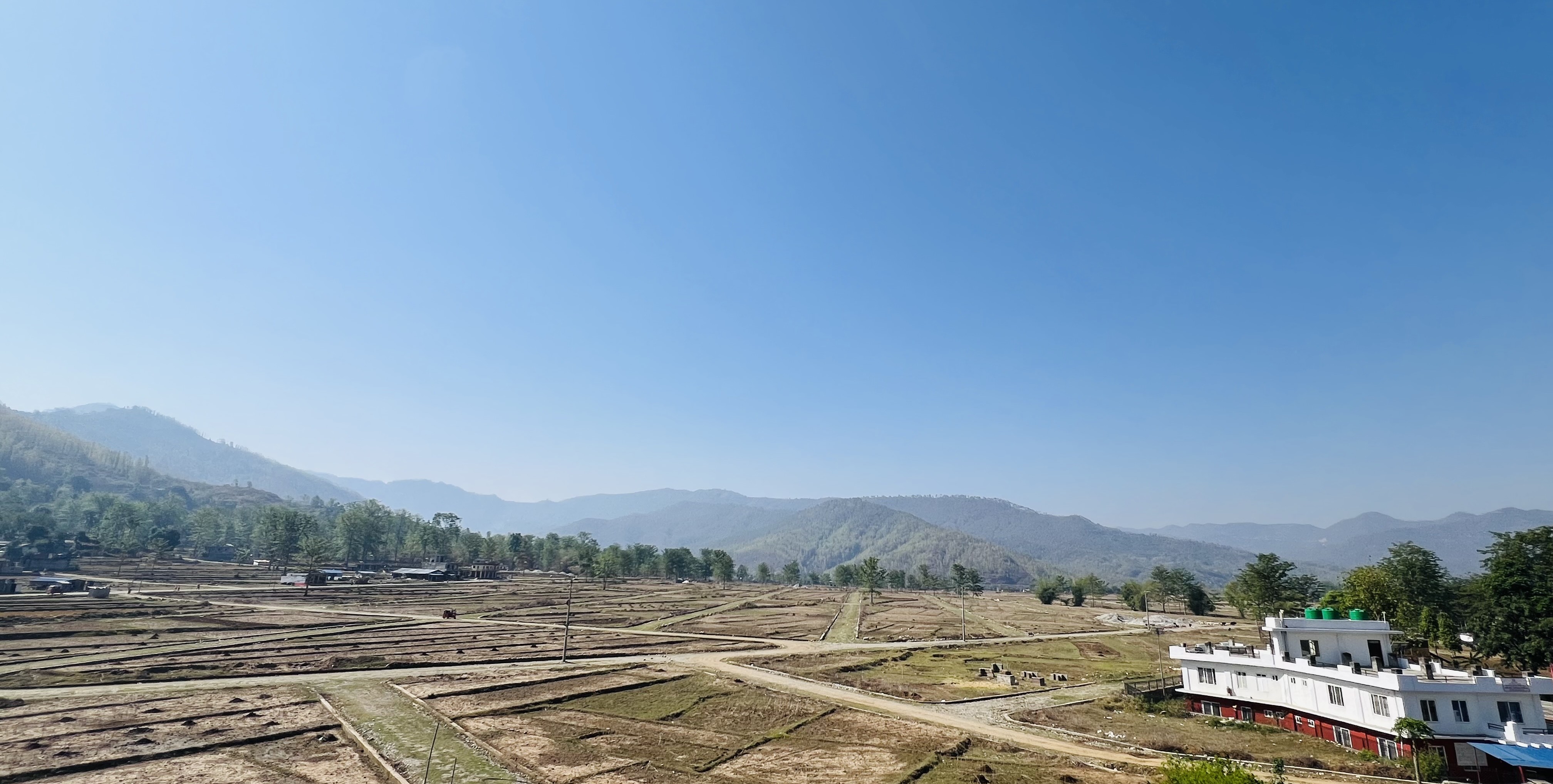 चौरजहारीमा विकसित घडेरीको अस्थायी लालपूर्जा वितरणको तयारी