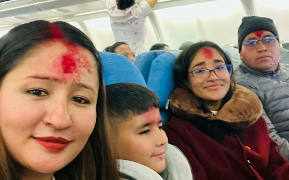 पार्टीको जिल्ला अध्यक्ष र विद्यालयको प्रधानाध्यापक पद त्यागेर जाजरकोटका शाही परिवार अमेरिका पलायन