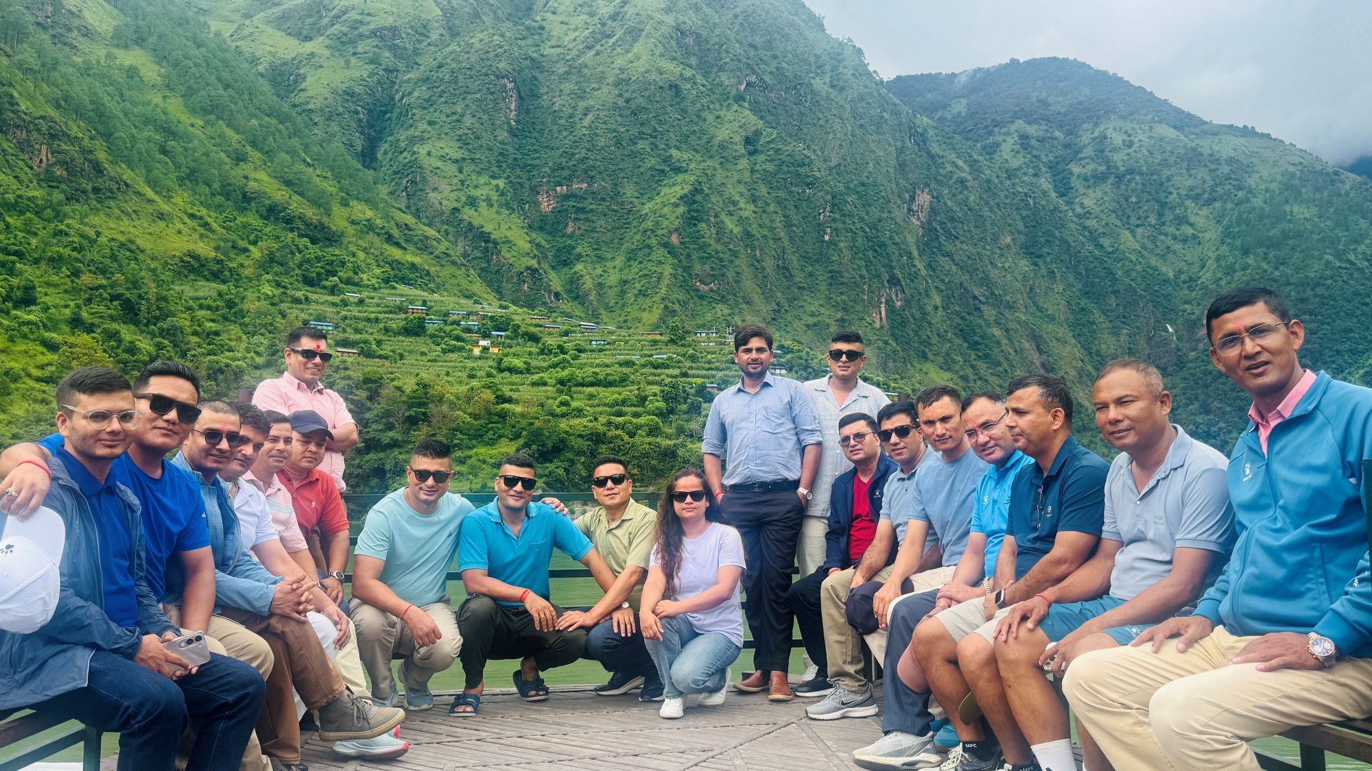 भरिएको स्यार्पुतालले लोभ्याउँदै पर्यटक (फोटो फिचर)