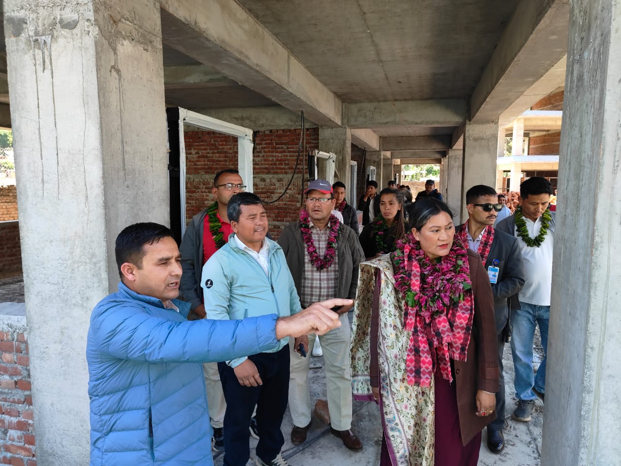 स्थलगत योजना अनुगमनमा प्रदेश मन्त्री बुढा