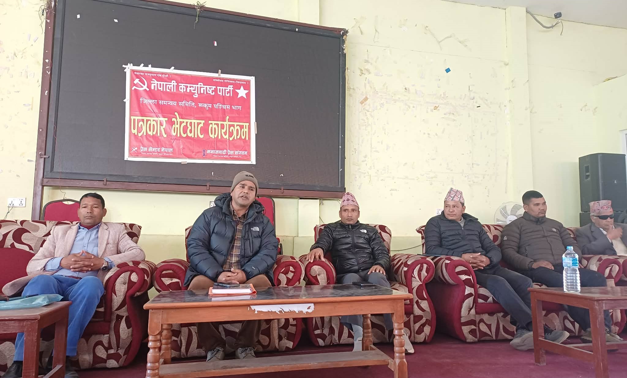 रुकुम पश्चिममा प्रचण्ड र माधव नेपालले सम्बोधन गर्ने सभामा दश हजार बढी कार्यकर्ता उतार्दै नेकपा 