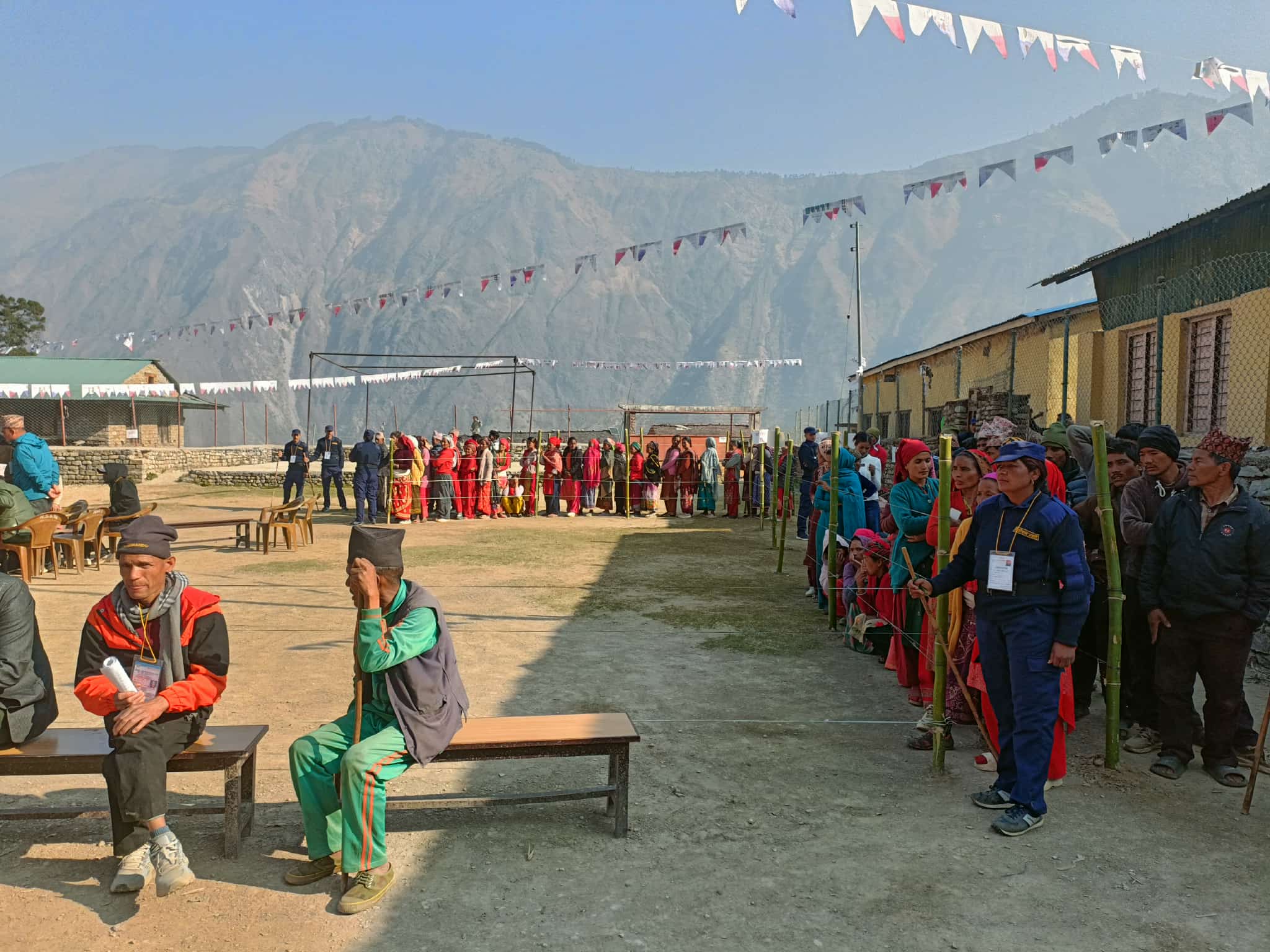 रुकुम पश्चिममा मध्यान्न १२ बजेसम्म करिब ३७ हजार मत खस्यो