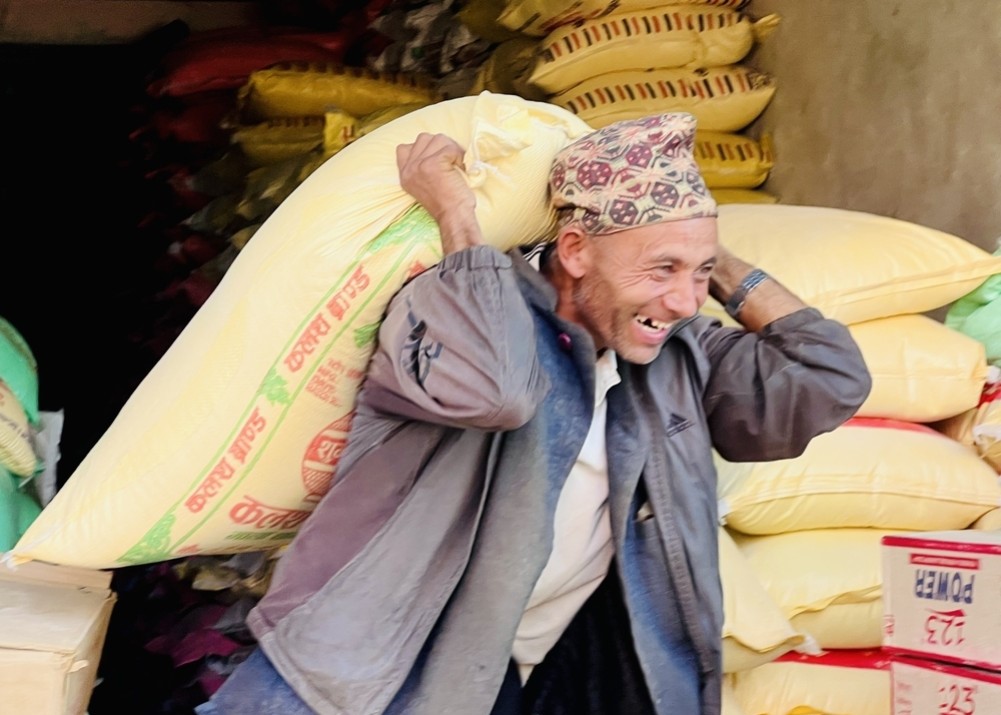 परिवार जम्मा भएर एउटै छानामुनि बस्ने रहर छ