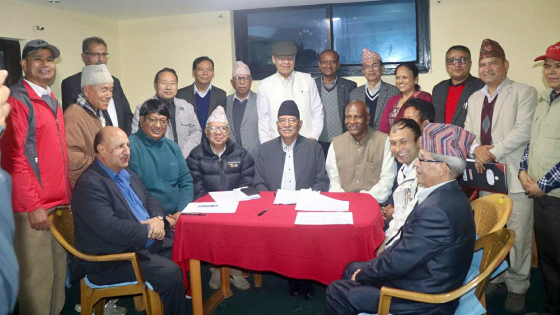 आठ पार्टीबीच आज एकता हुँदै