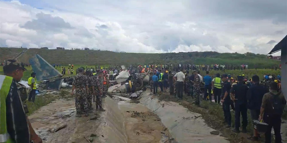 १९ यात्रु बोकेको सौर्य एयरलाइन्सको जहाज दुर्घटना
